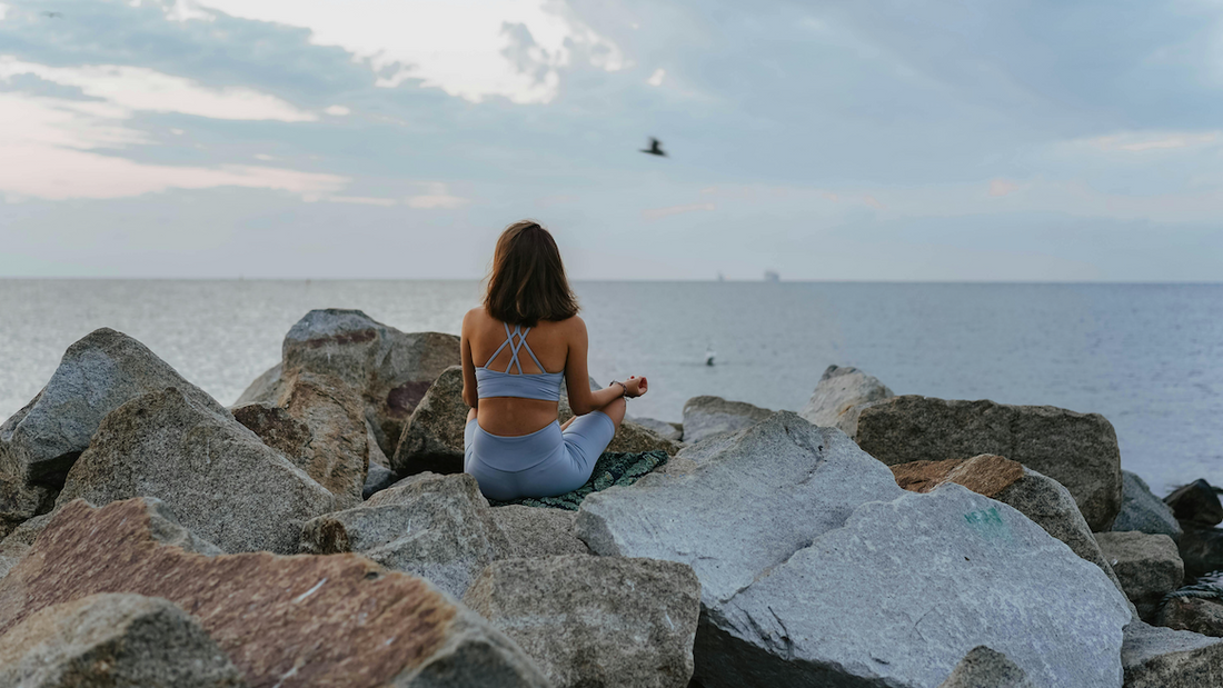 Hormonal Harmony: A Nutritional Therapist's Guide for Women Aged 25-35