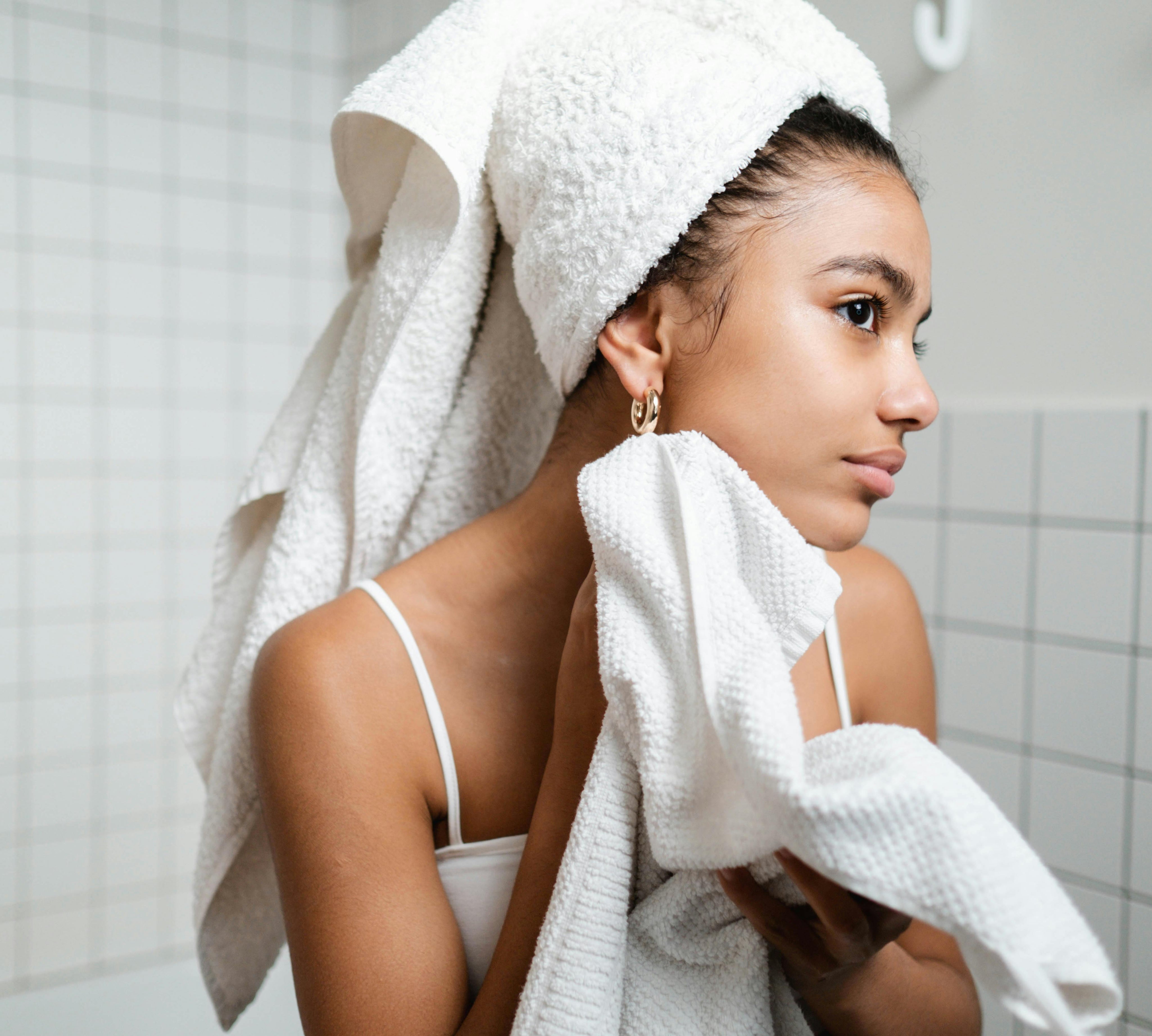 Still Breaking Out in Your 20s or 30s? Here's Why.